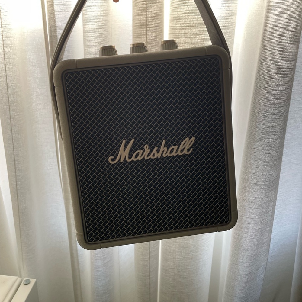 SOLD!!!Marshall Speaker Stockwell 2